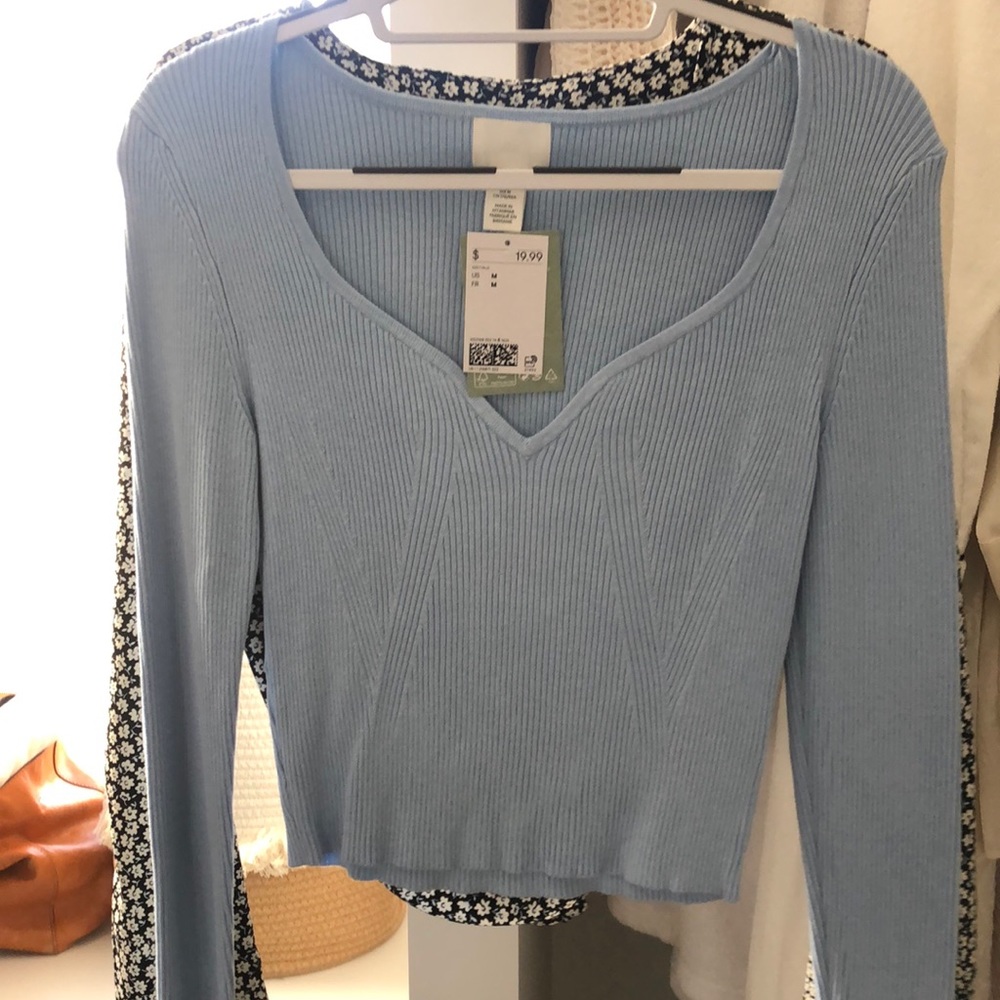 Blue cotton fitted top